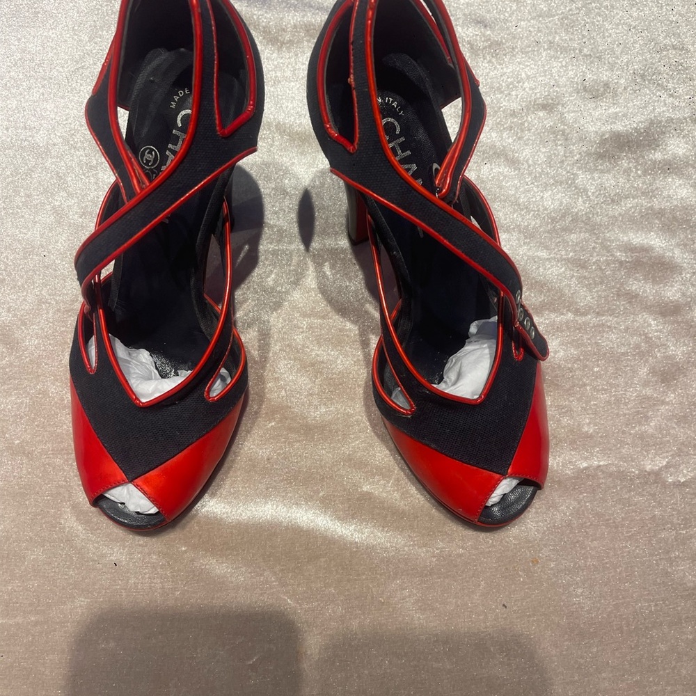 Authentic CHANEL Y2K Denim & Red Peep Toe Heels – Iconic Rare Statement Shoes! 🔥